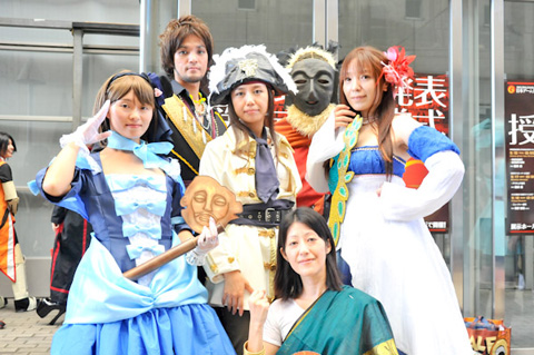 九游体育娱乐:吴世勋朴灿烈越南机场被挤 二人的护照信息被泄露(图2) 九游体育娱乐